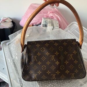 Louis Vuitton Classic Brown Monogram Looping Shoulder Bag